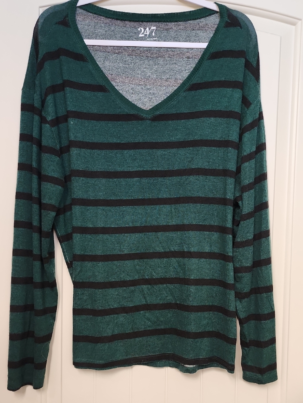 Women's V-Neck Striped Sweater - Green/Black